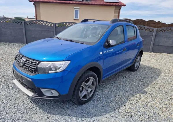 samochody osobowe Dacia Sandero Stepway cena 17900 przebieg: 9800, rok produkcji 2019 z Września